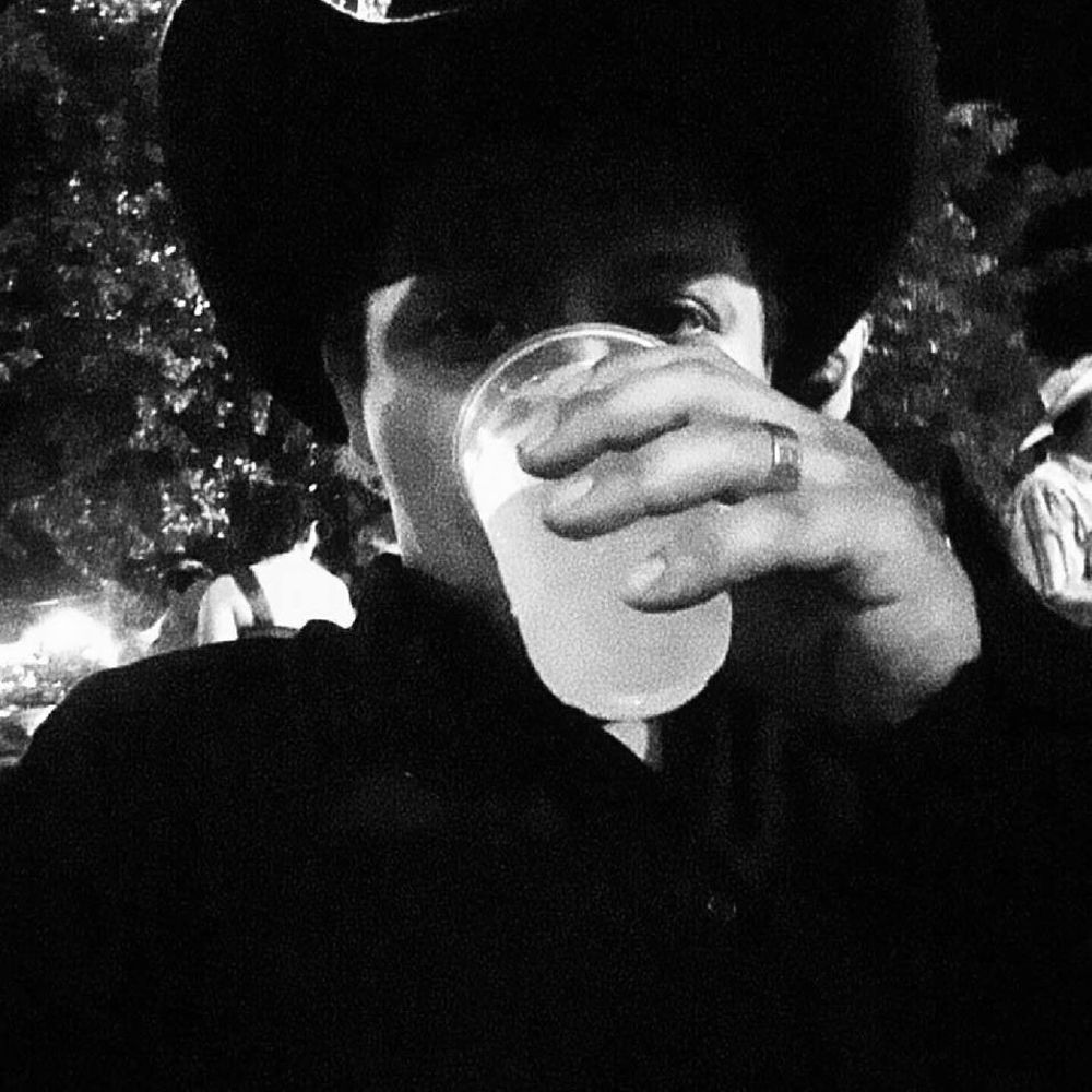 Meet your Posher, Ernesto